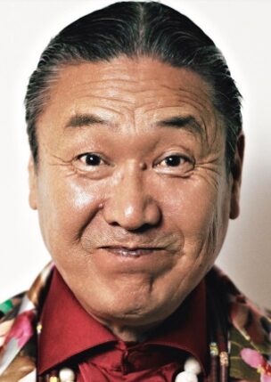 山本寛斎さん